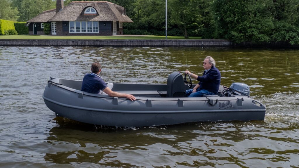Huurboot Loosdrecht Console Boot